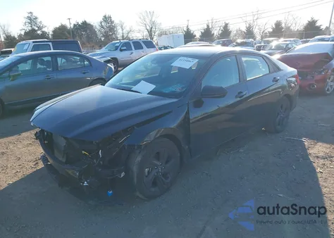 2023 Hyundai Elantra Sel z USA, uszkodzony, nr VIN 5NPLM4AG7PH089485